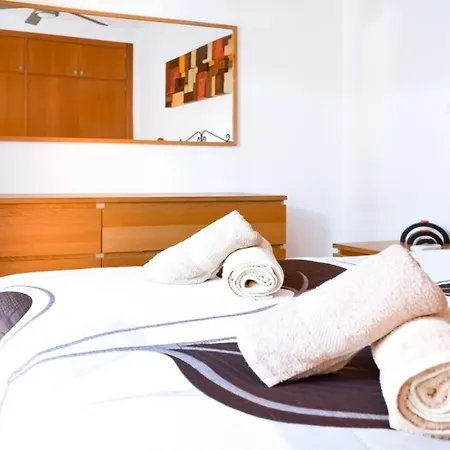 Privilege Sun Willa *